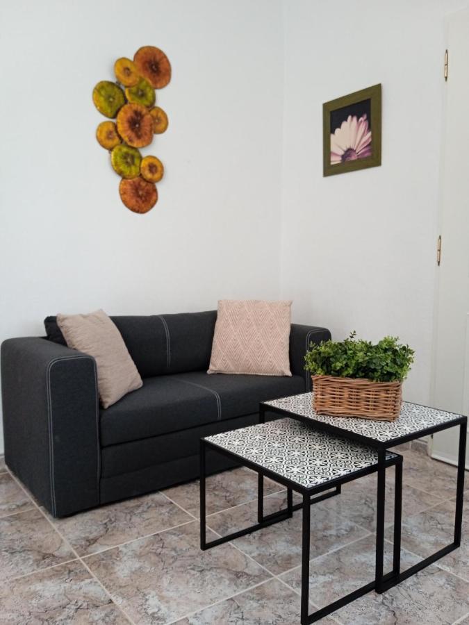 Finca El Gaudi, Casita Catharina L'Ampolla Εξωτερικό φωτογραφία